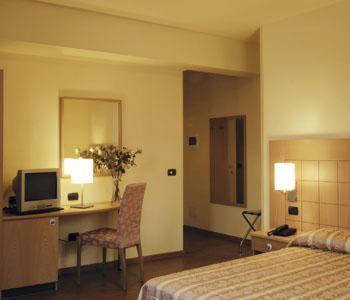 Hotel Bellavista Valmadrera Esterno foto